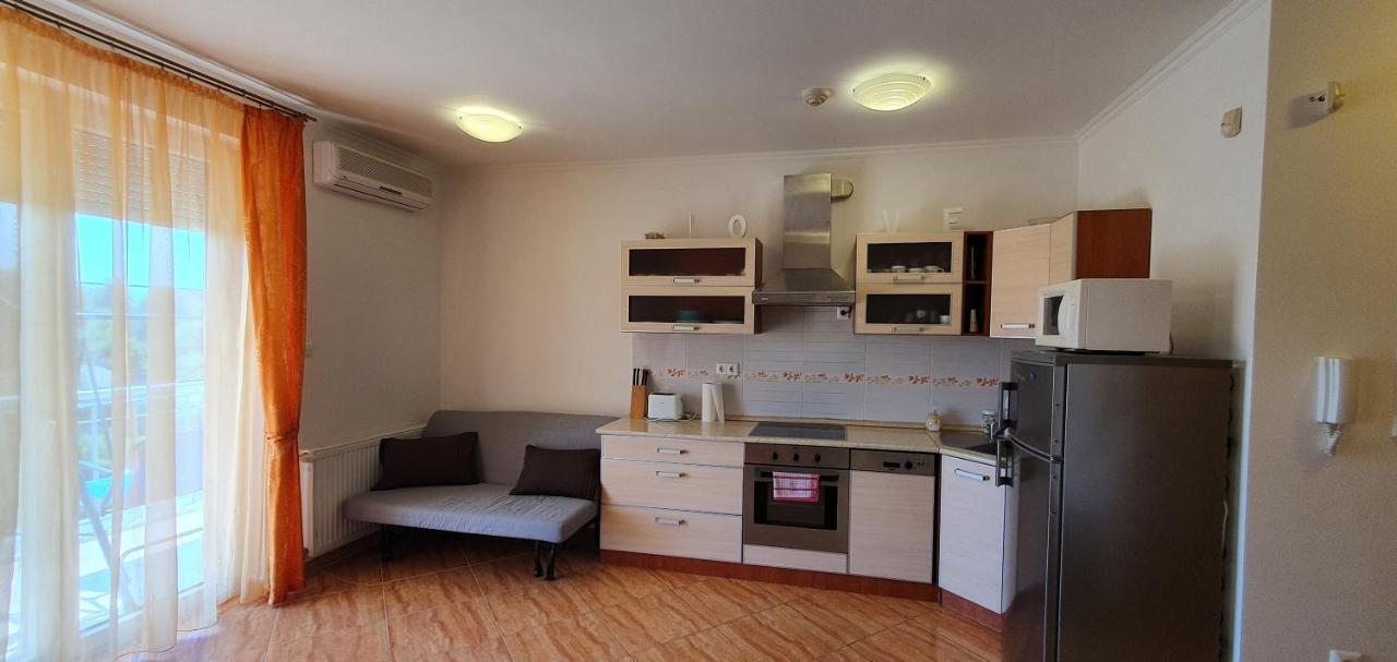 שיופוק Bazsi Golden Beach Apartman מראה חיצוני תמונה